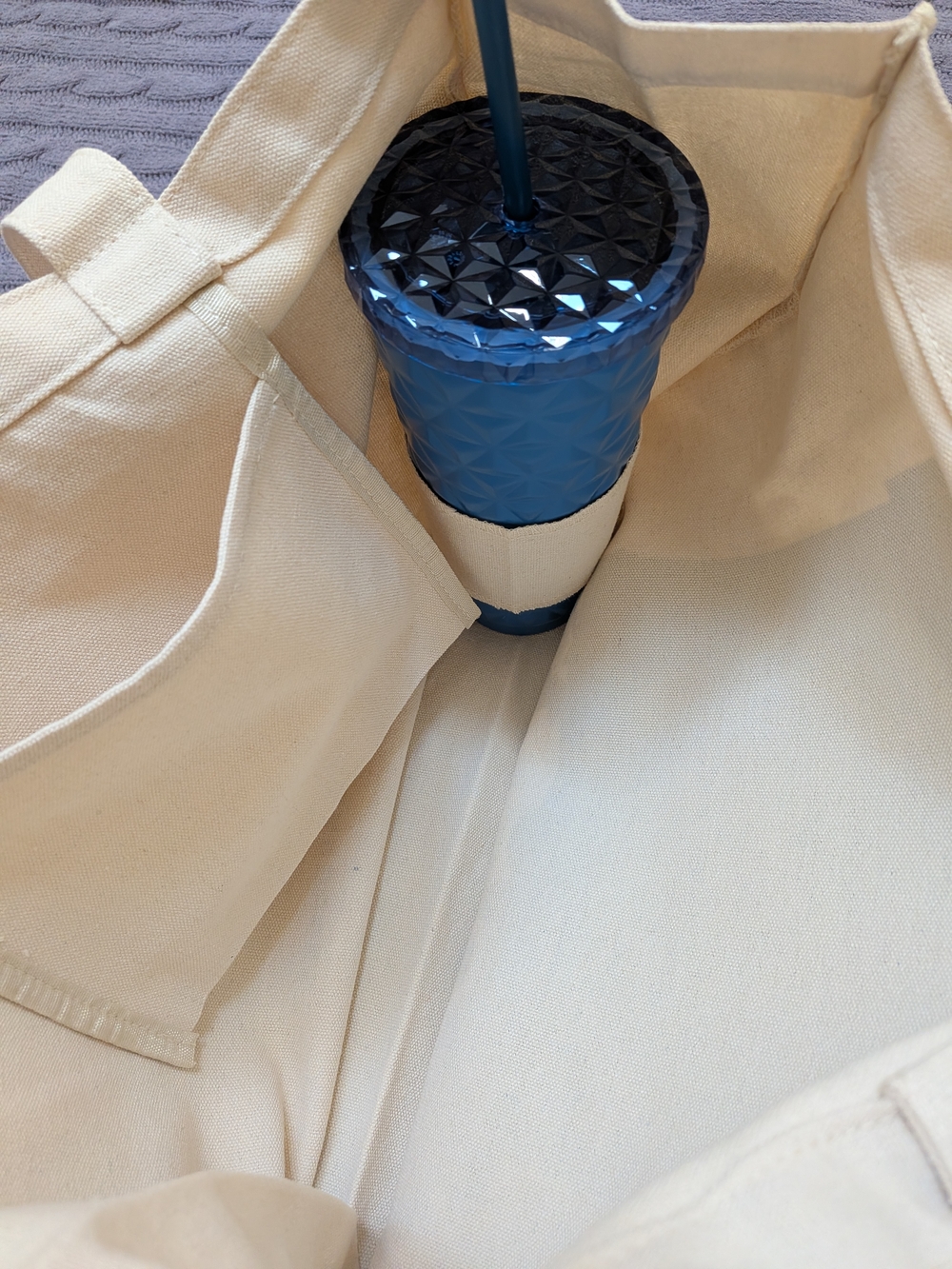 Starbucks Asia Medium Canvas Tote Bag with Bearista Storefront Print BNWT - Picture 4 of 6